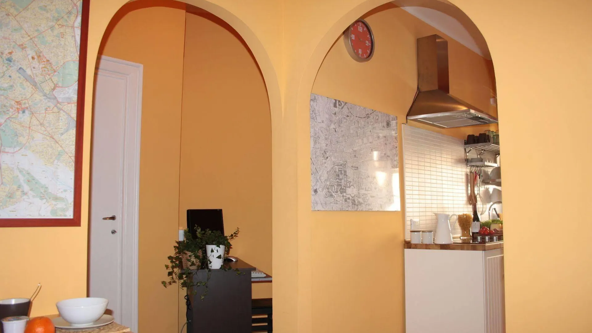 Arches Inn Roma